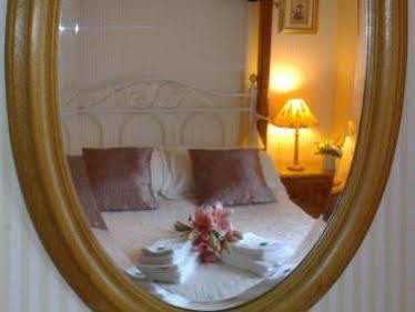 Aylesbray Lodge Кембридж Экстерьер фото