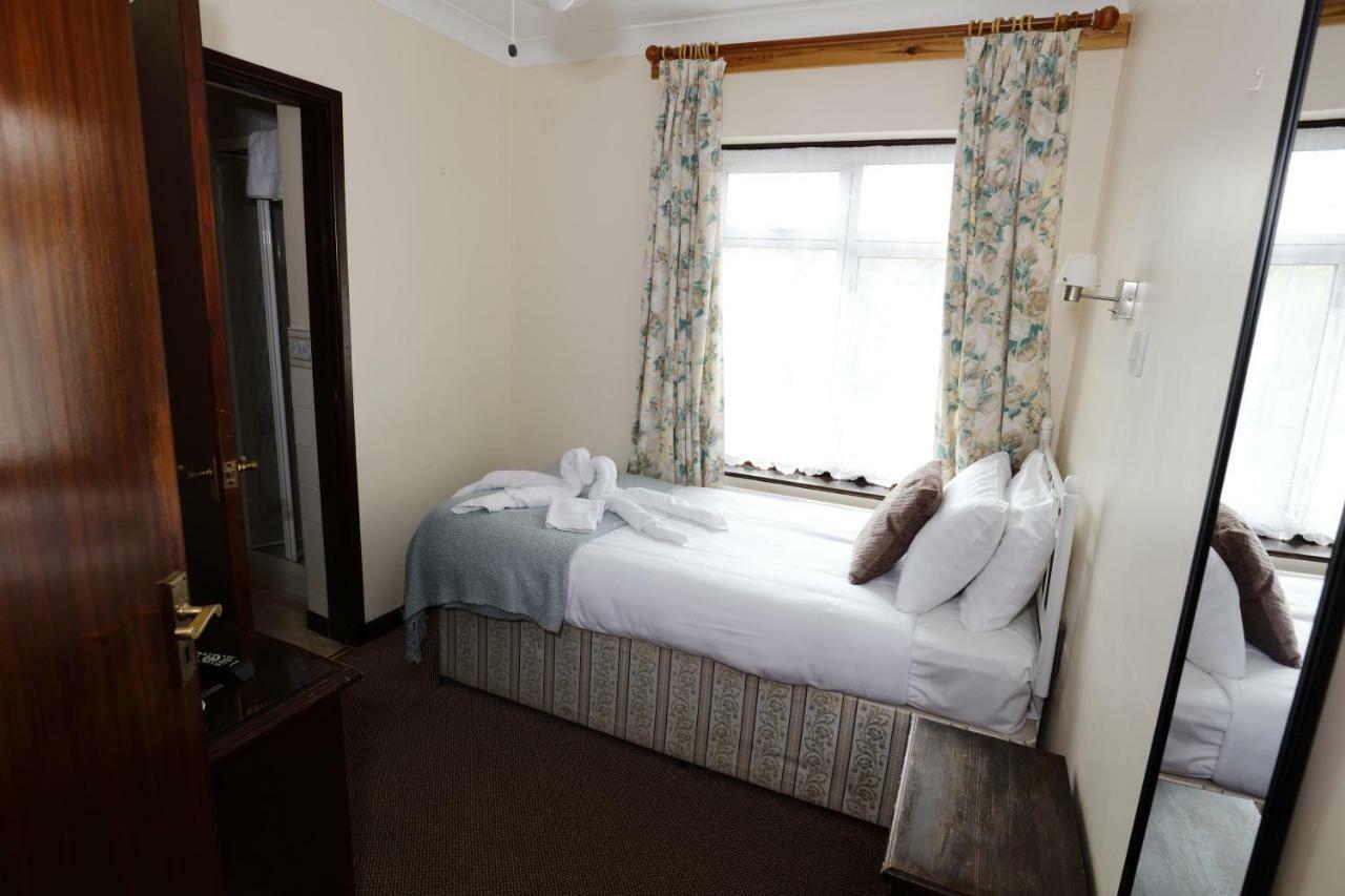Aylesbray Lodge Кембридж Экстерьер фото